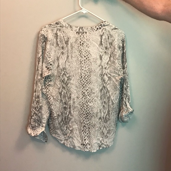 Joie Blouse - Picture 3 of 4